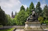 statue of Lord Kelvin in Kelvingrove park