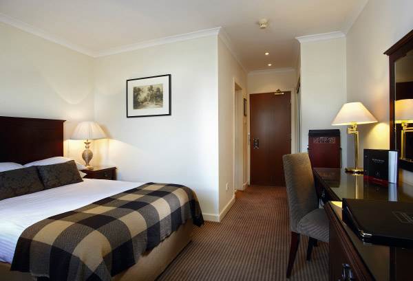 Macdonald Inchyra Hotel Classic Bedroom in Falkirk