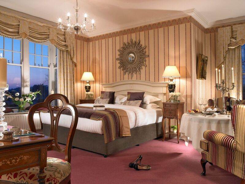 Randles Hotel Bedroom in Killarney
