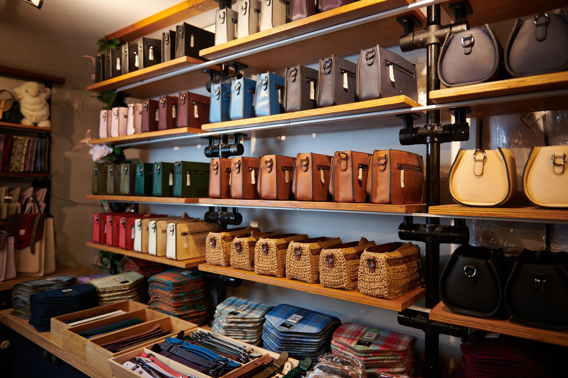 Large Islanderbagworkshop 42Candlemakerrow 19
