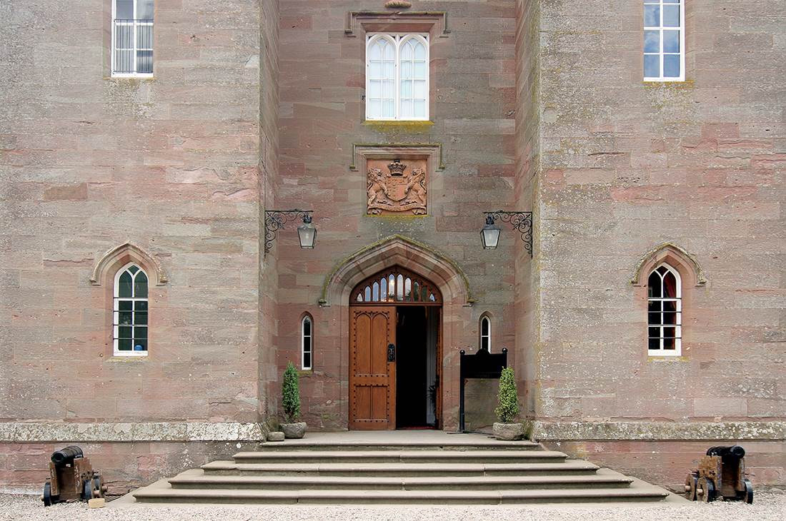 Entrance with stairs to Scone Palace 