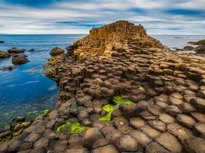 Why is Giant’s Causeway one of Northern Ireland’s Top Attractions? thumbnail image