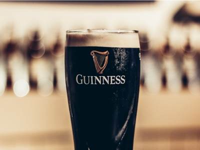 How to Pour the Perfect Guinness Pint thumbnail image