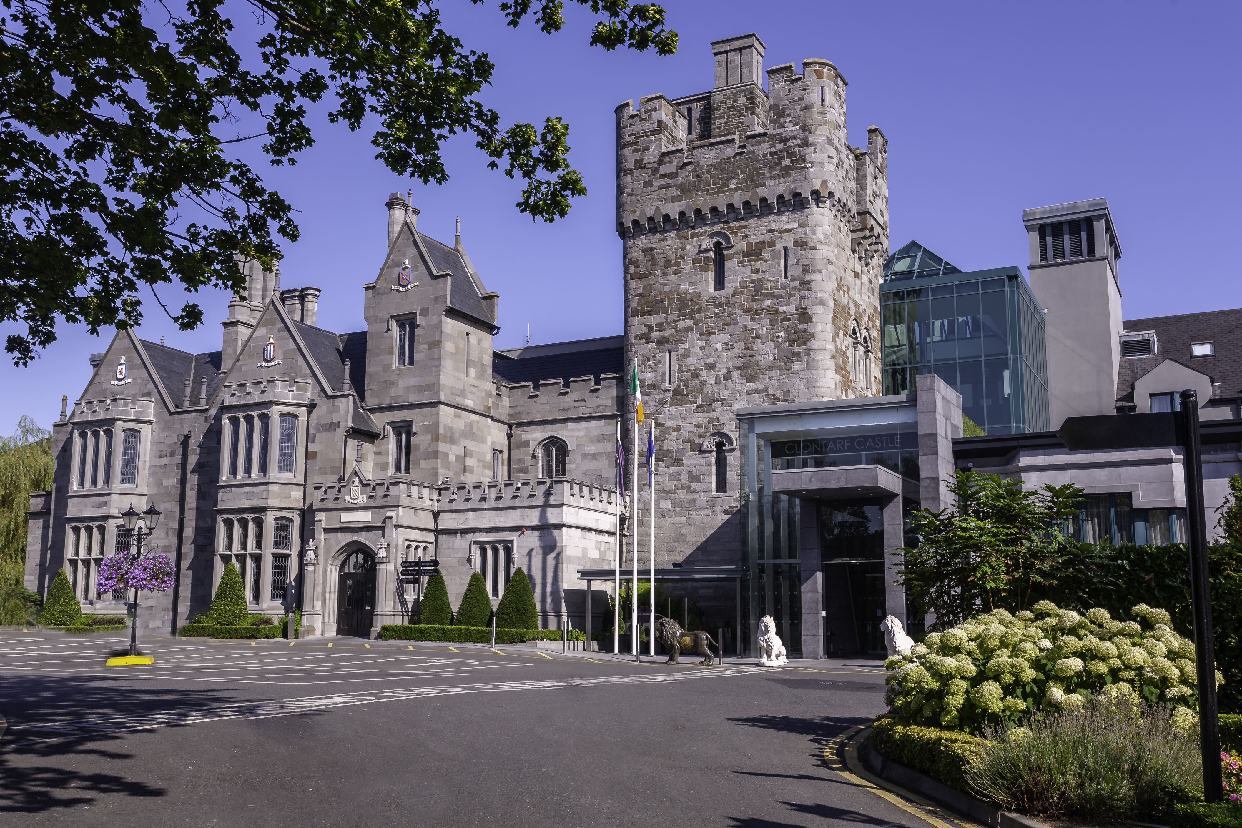 Clontarf Castle Hotel in Dublin