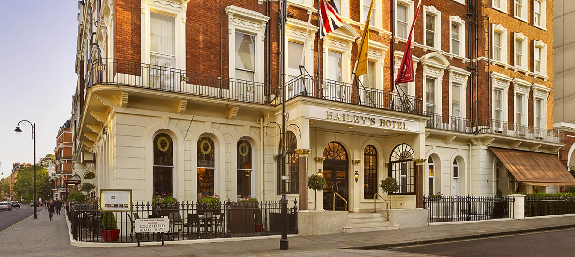 Exterior of the baileys hotel