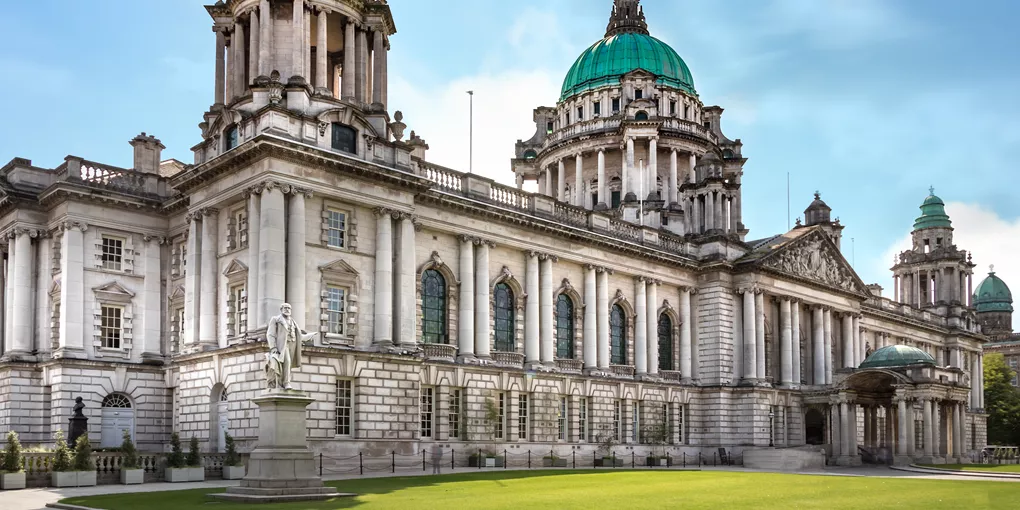 Explore the captial city of Northern Ireland, Belfast, with our Local Specialist