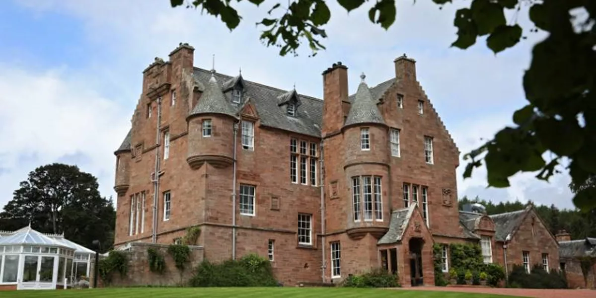 Cringletie House Hotel, Peebles - Scotland