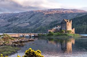 Brendan Vacations Locallyhostedrail Scotlandscitiesandnaturallandscapes Scotland Eileandonancastle