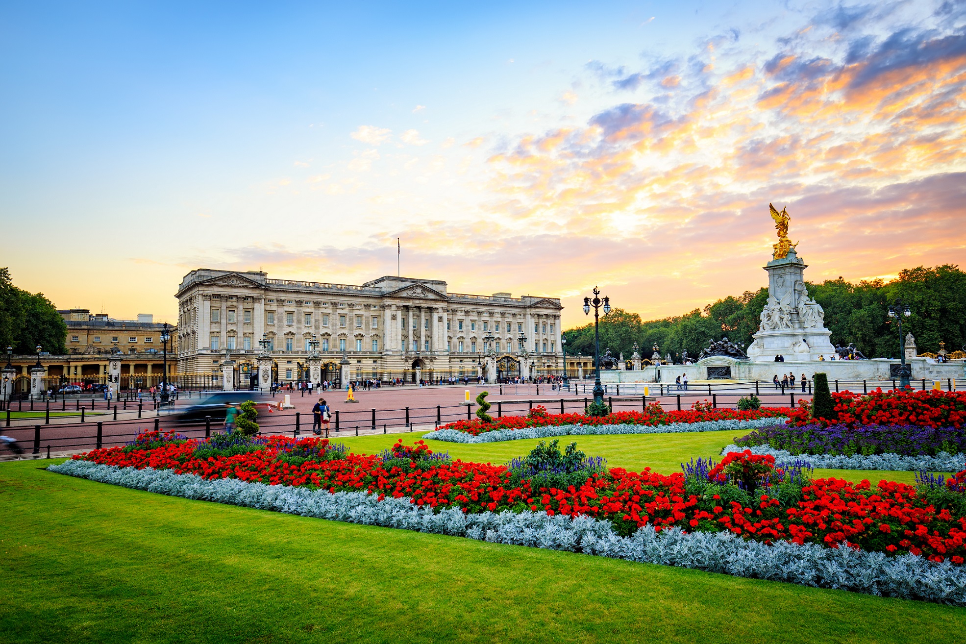 Buckingham Palace at sunset