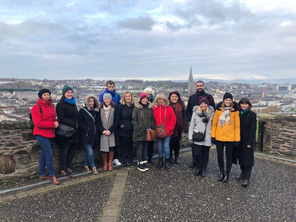 Travellers on Derry City Walking Tour