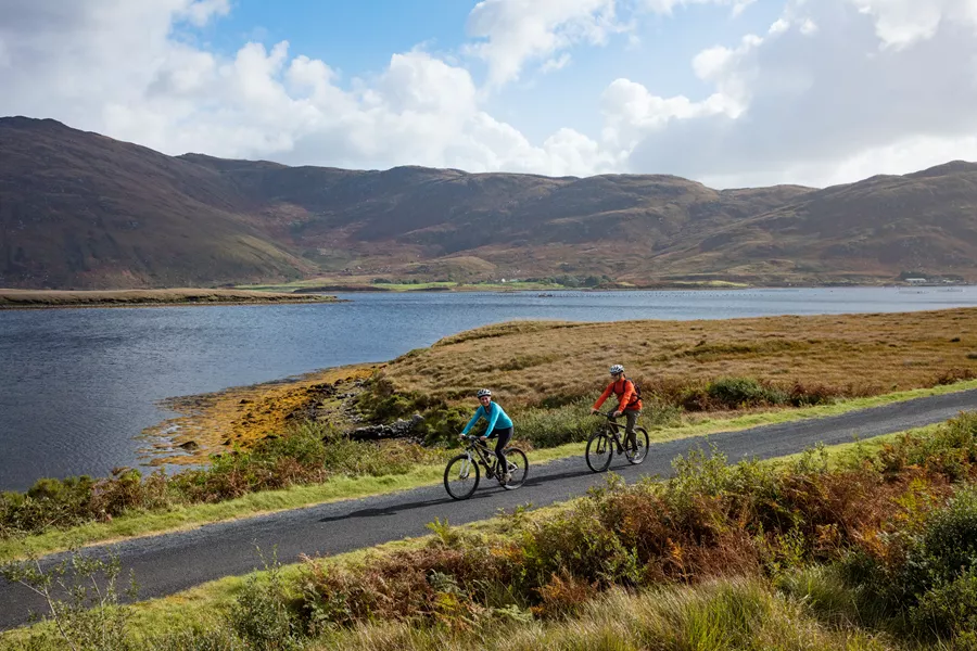 Hand-selected luxury activities in Ireland and Scotland
