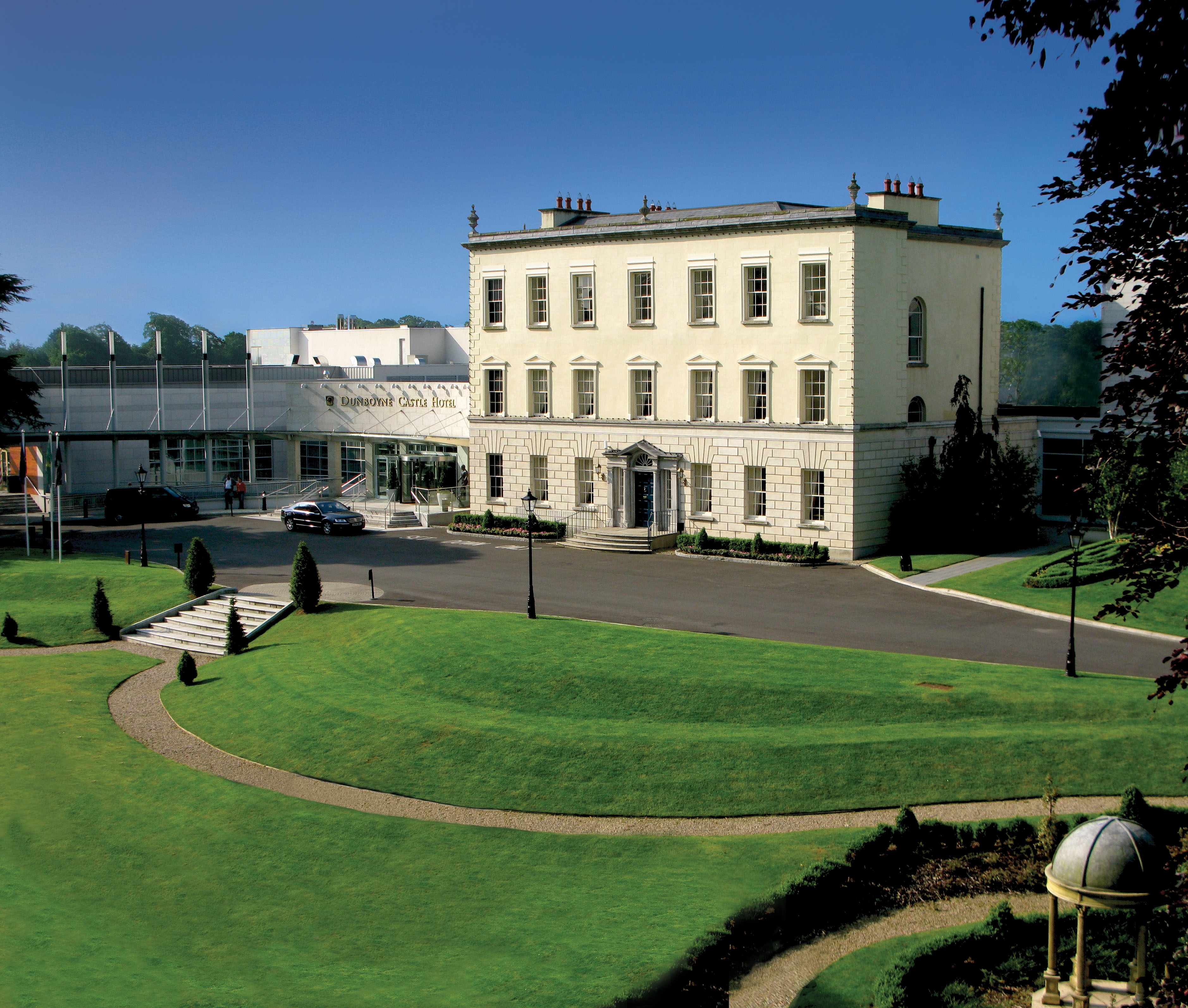 Dunboyne Castle Hotel sitting on a lush green field